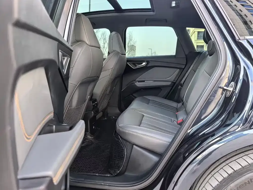 Audi Q4 e-tron 2023 из CN, фото 4