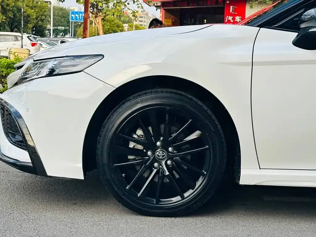 Toyota Camry 2022 из CN, фото 4