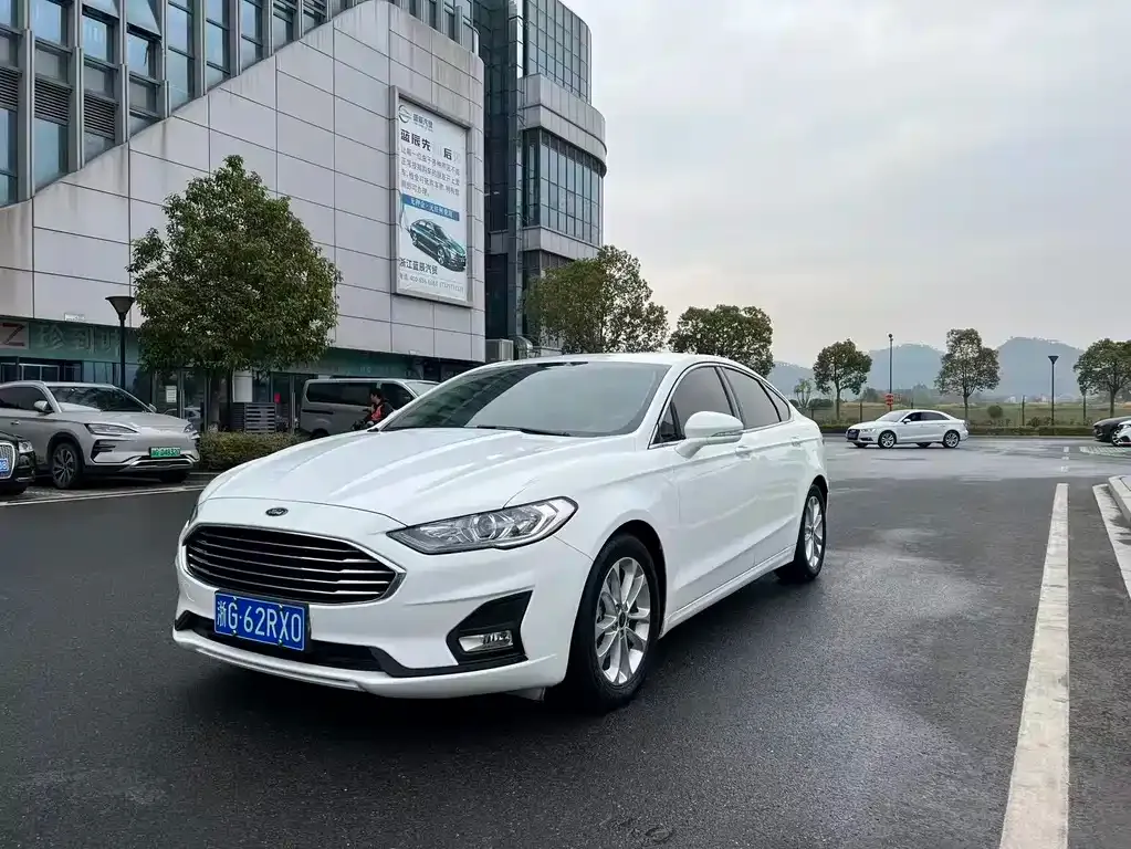 Ford Mondeo 2022 из CN, фото 1