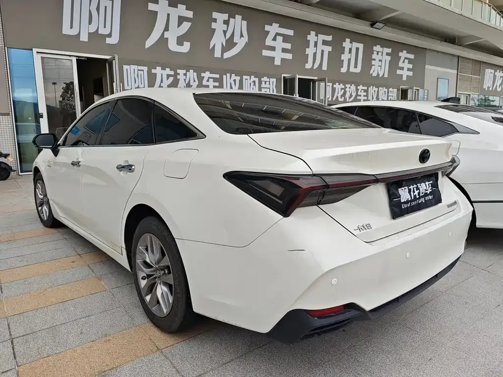 Toyota Avalon 2021 из CN, фото 2