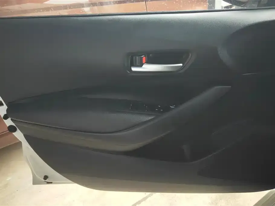 Toyota Corolla 2021 из CN, фото 3