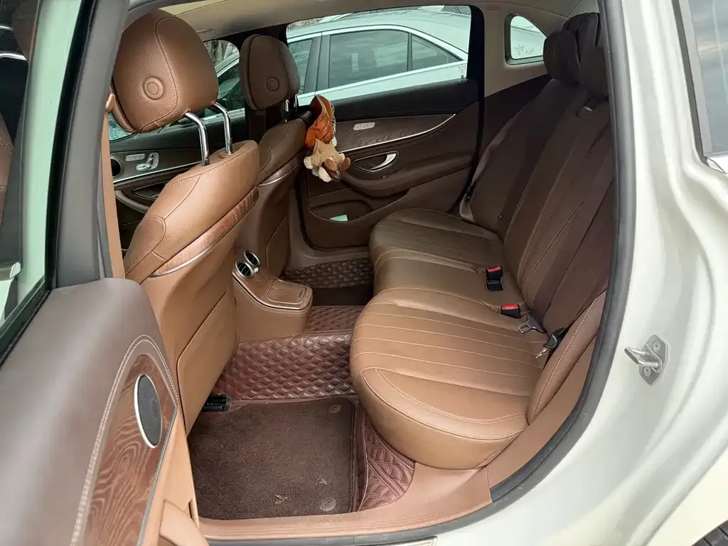 Mercedes-Benz E-Class 2021 из CN, фото 2