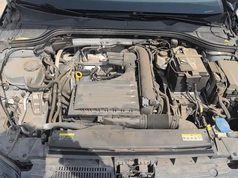 Volkswagen Golf 2023 из CN, фото 7