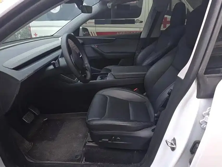 Tesla Model Y 2025 из CN, фото 3