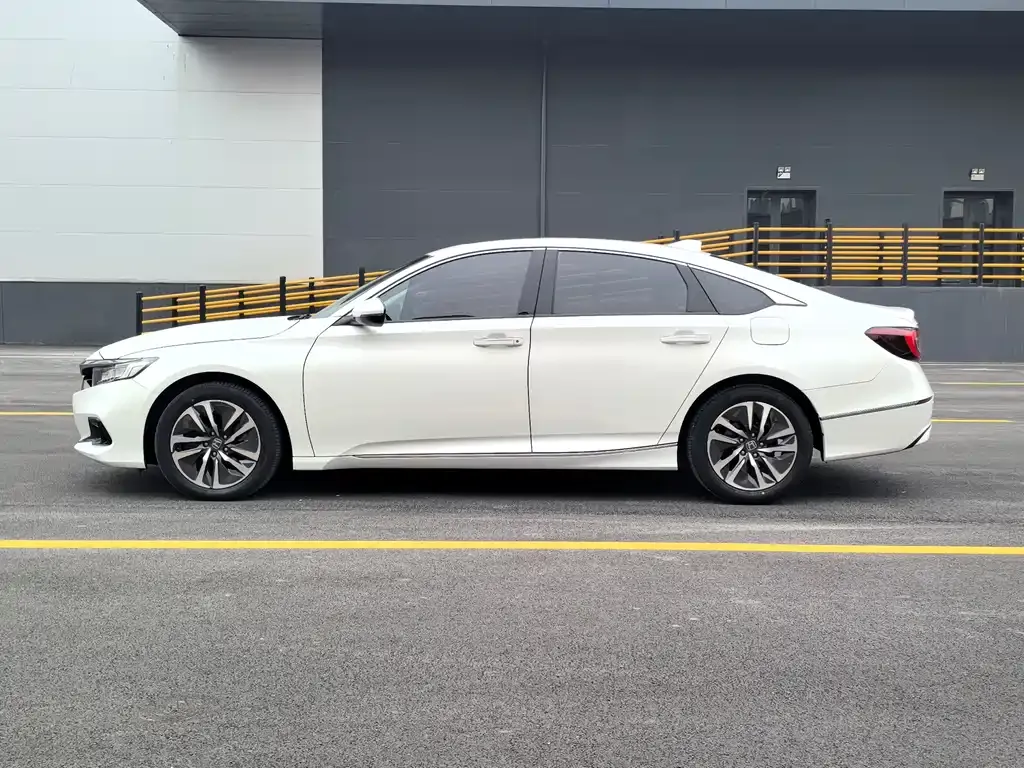 Honda Accord 2022 из CN, фото 8
