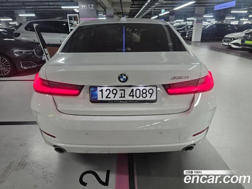 BMW 3-Series 2025 из KR, фото 10