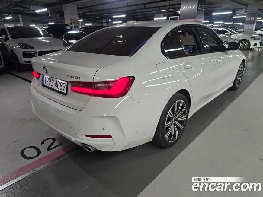 BMW 3-Series 2025 из KR, фото 7