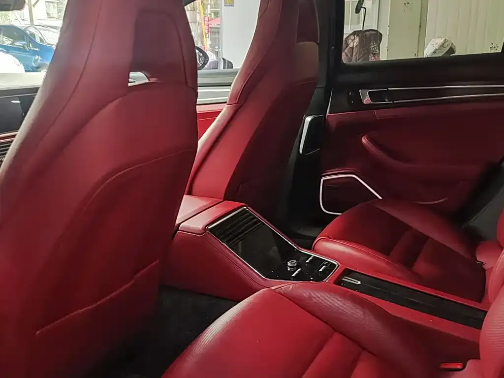 Porsche Panamera 2023 из CN, фото 2