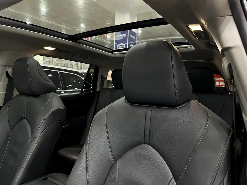 Toyota Highlander 2023 из CN, фото 4