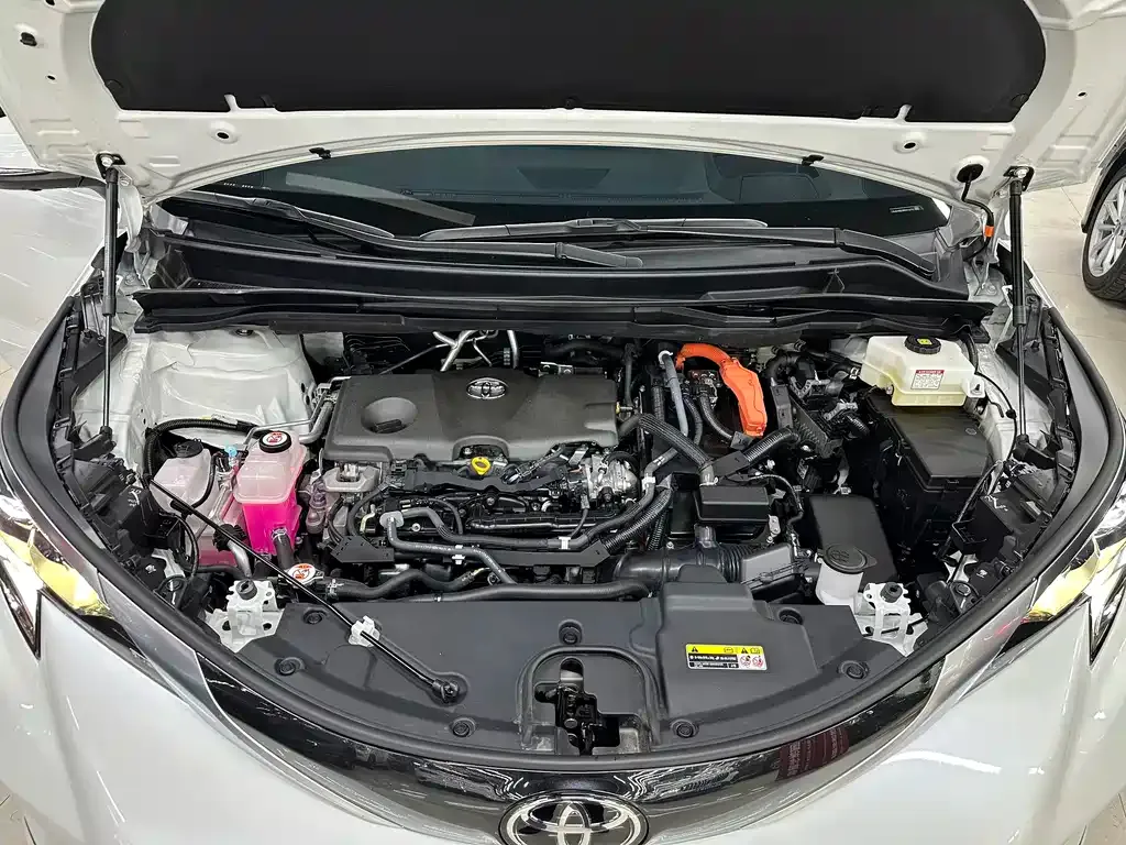 Toyota Granvia 2024 из CN, фото 10