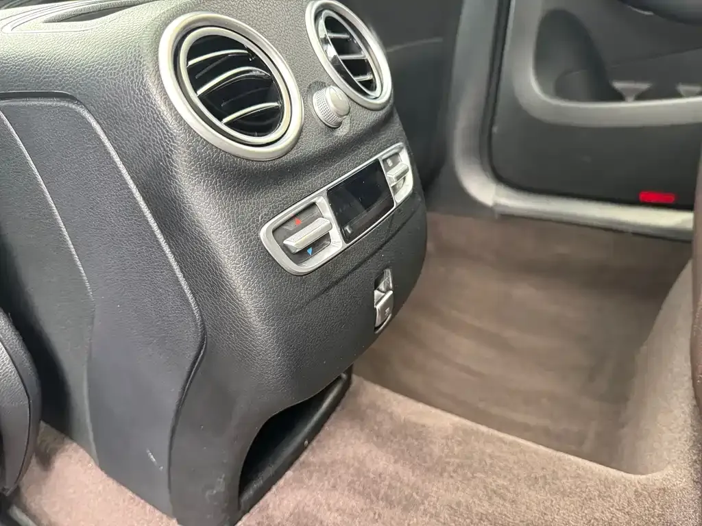 Mercedes-Benz GLC 2022 из CN, фото 2
