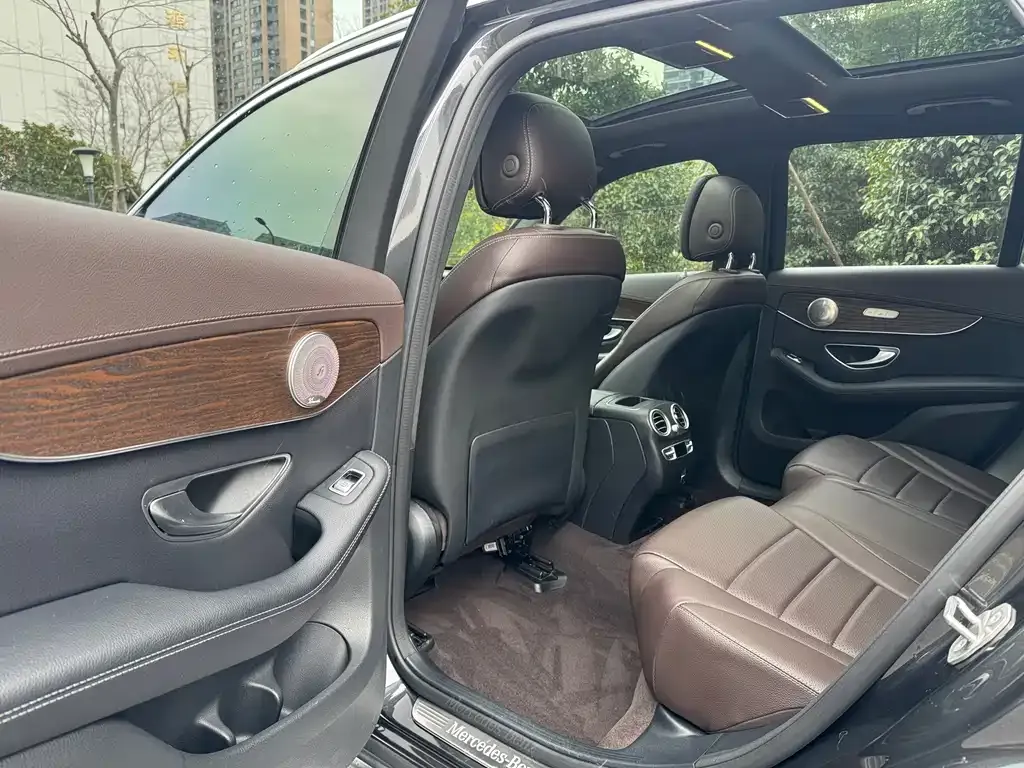 Mercedes-Benz GLC 2022 из CN, фото 8
