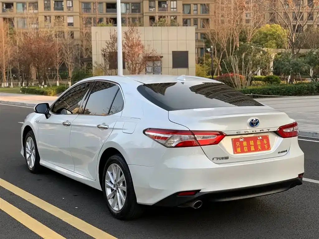 Toyota Camry 2022 из CN, фото 4
