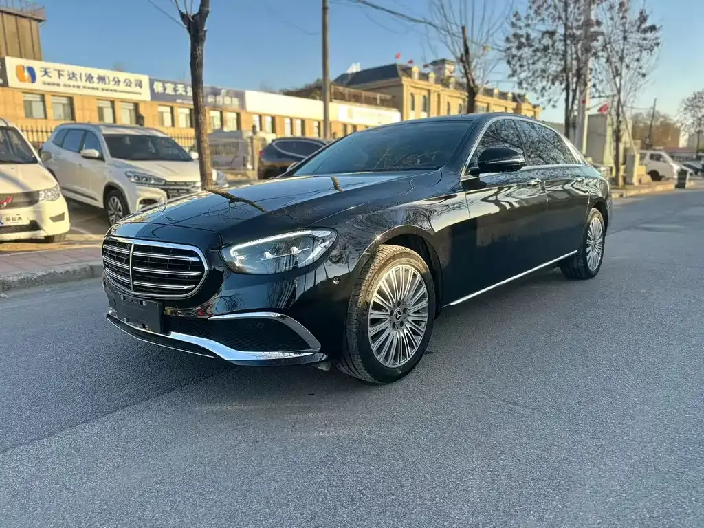 Mercedes-Benz E-Class 2023 из CN, фото 1