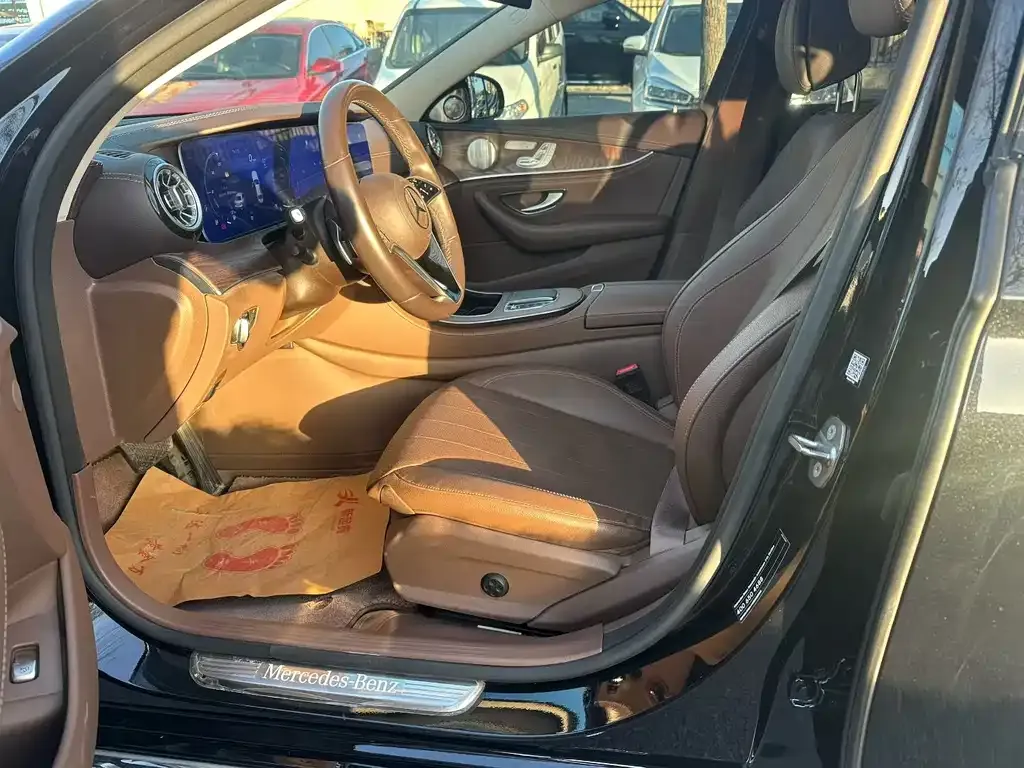 Mercedes-Benz E-Class 2023 из CN, фото 7
