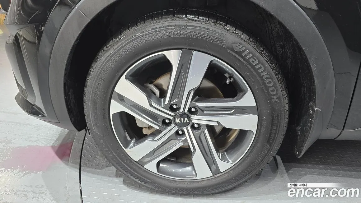 Kia Sorento — фото 9