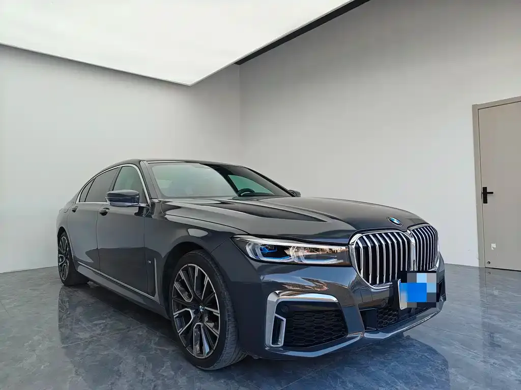 BMW 7 Series — фото 4
