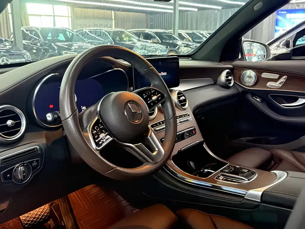 Mercedes-Benz GLC 2021 из CN, фото 4