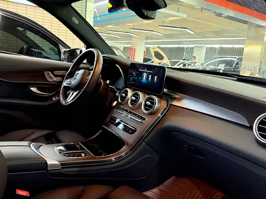 Mercedes-Benz GLC 2021 из CN, фото 2