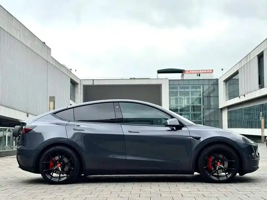 Tesla Model Y 2022 из CN, фото 3