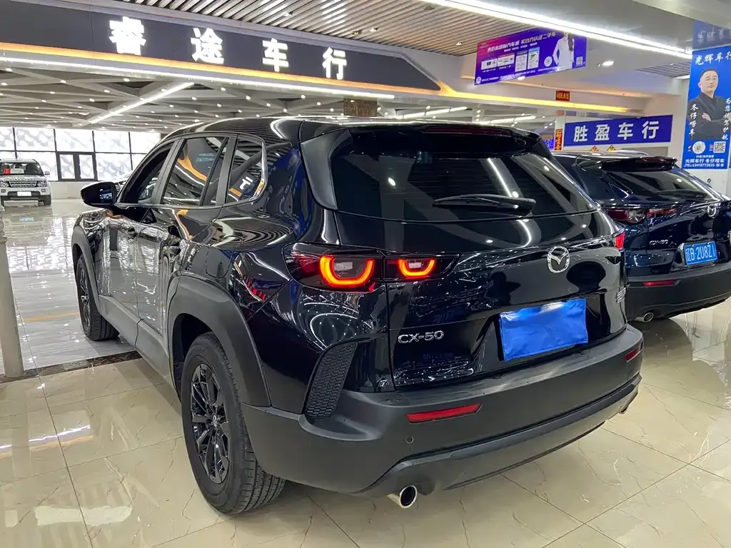 Mazda CX-50 2023 из CN, фото 5