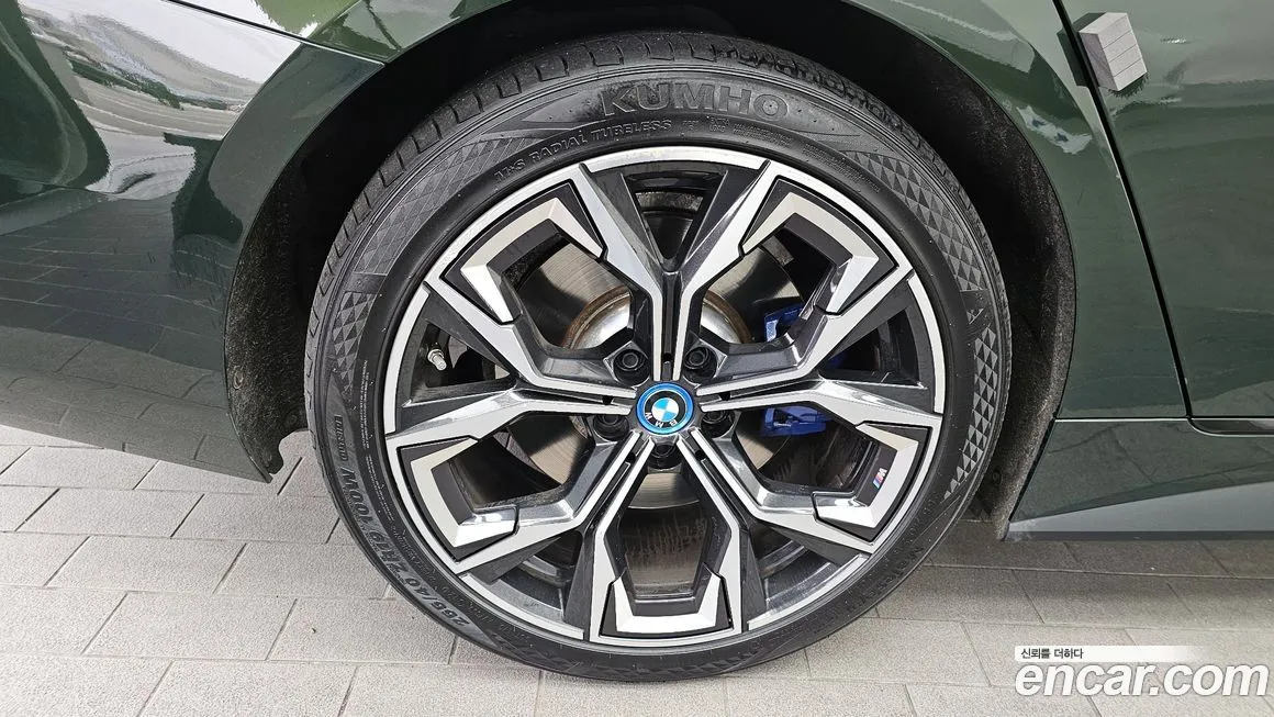 BMW i4 2022 из KR, фото 5