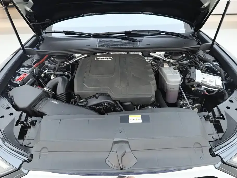 Audi A6L 2023 из CN, фото 6