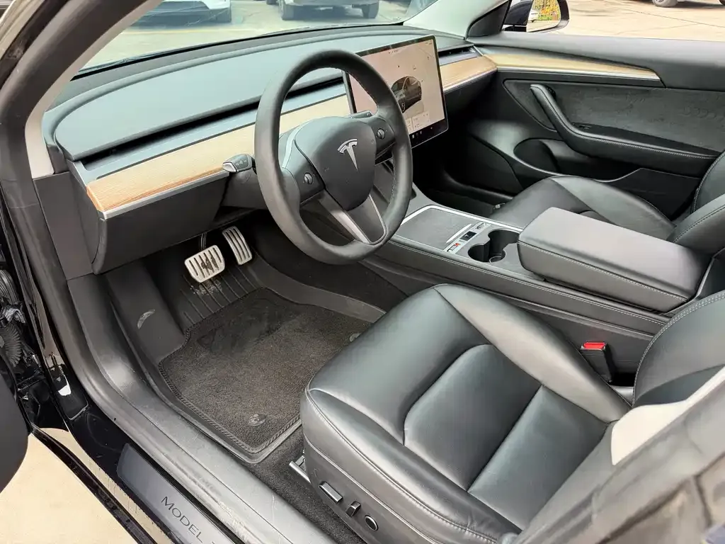 Tesla Model 3 2023 из CN, фото 4