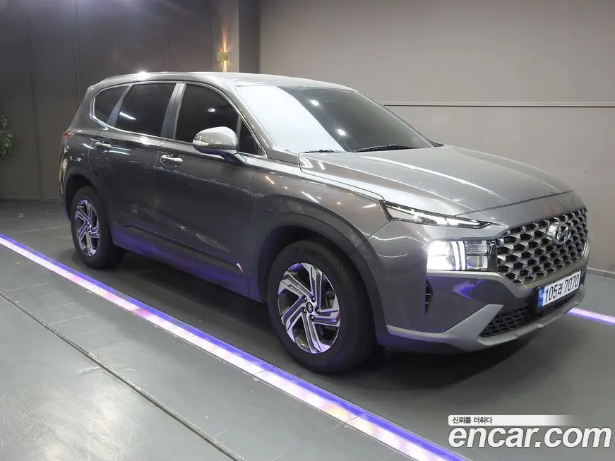 Hyundai Santafe — фото 1