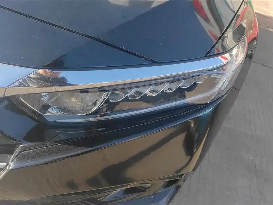 Honda Accord — фото 6