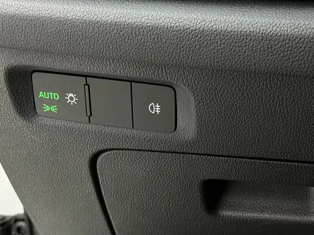 Skoda Octavia 2023 из CN, фото 9