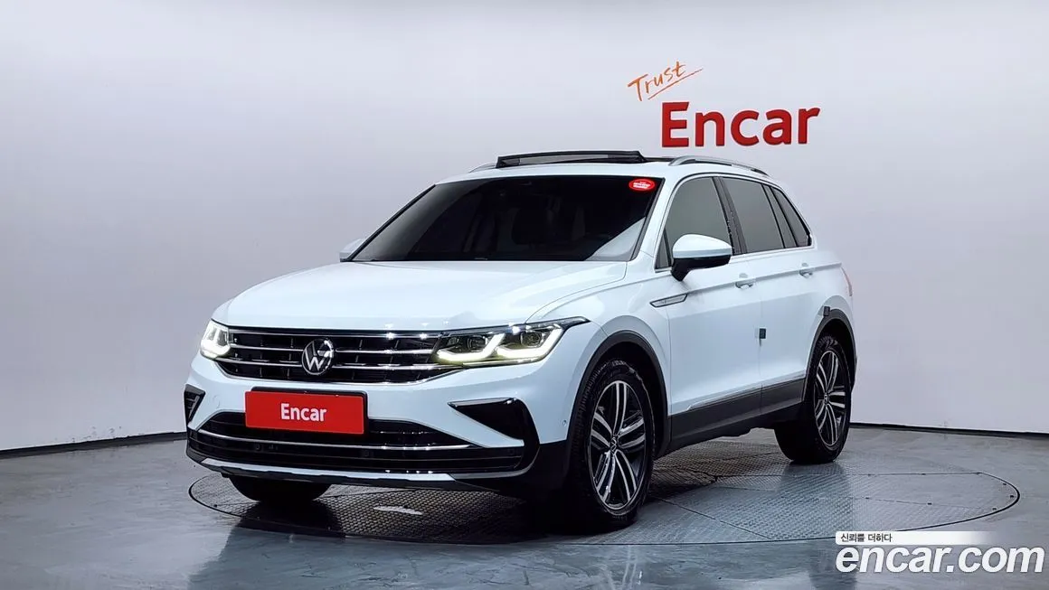 Volkswagen Tiguan — фото 1