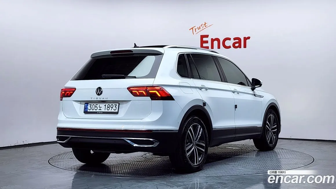 Volkswagen Tiguan — фото 4