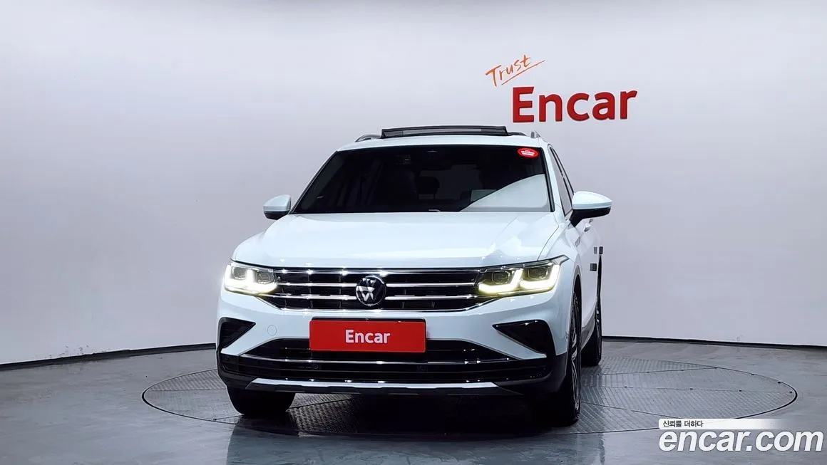 Volkswagen Tiguan — фото 2