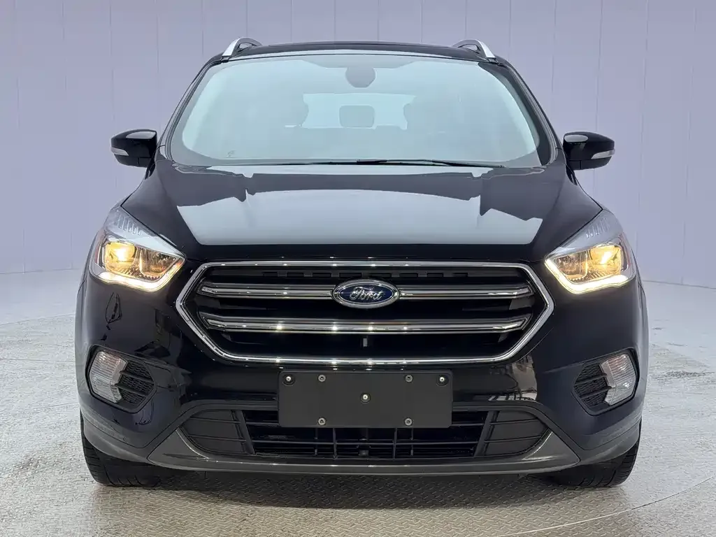 Ford Kuga 2021 из CN, фото 6