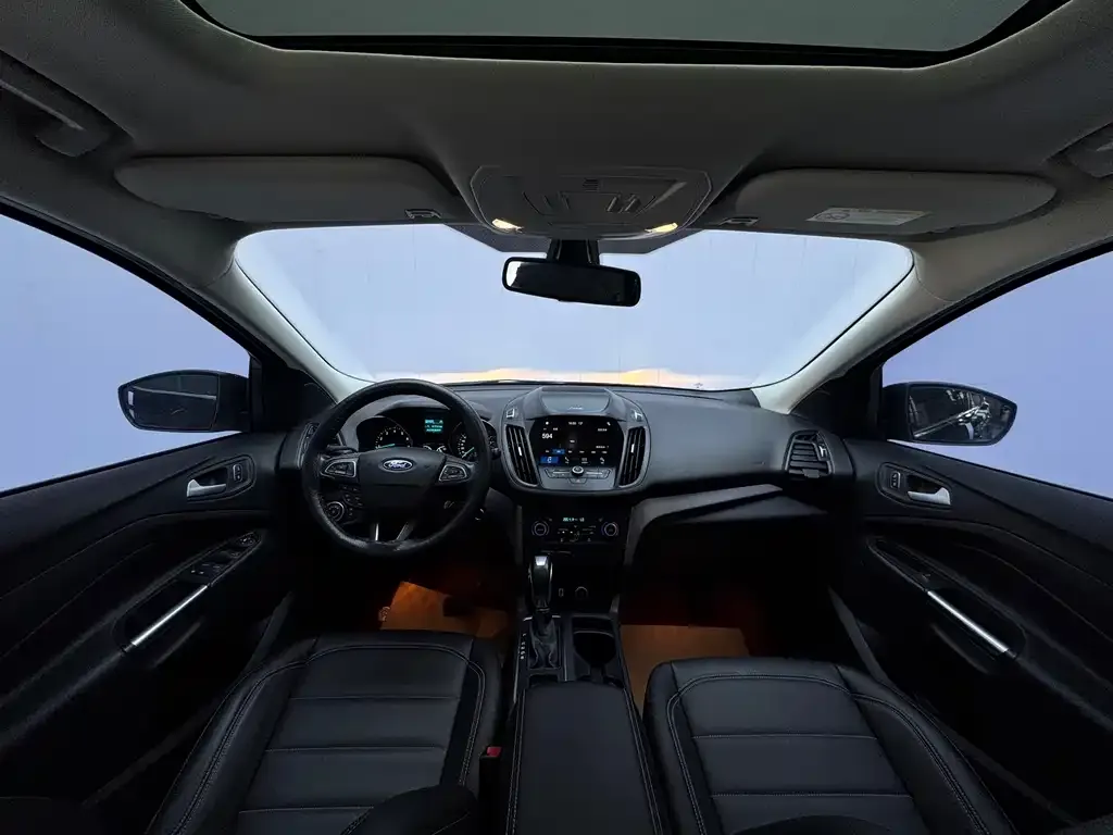 Ford Kuga 2021 из CN, фото 3