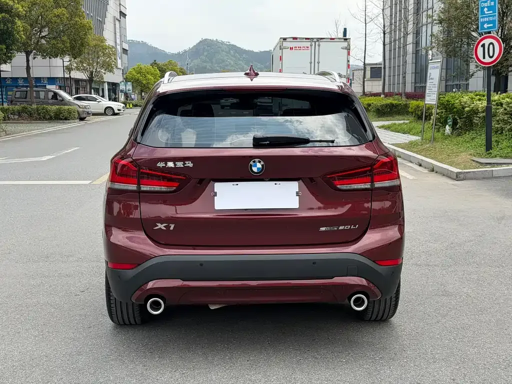 BMW X1 2021 из CN, фото 10