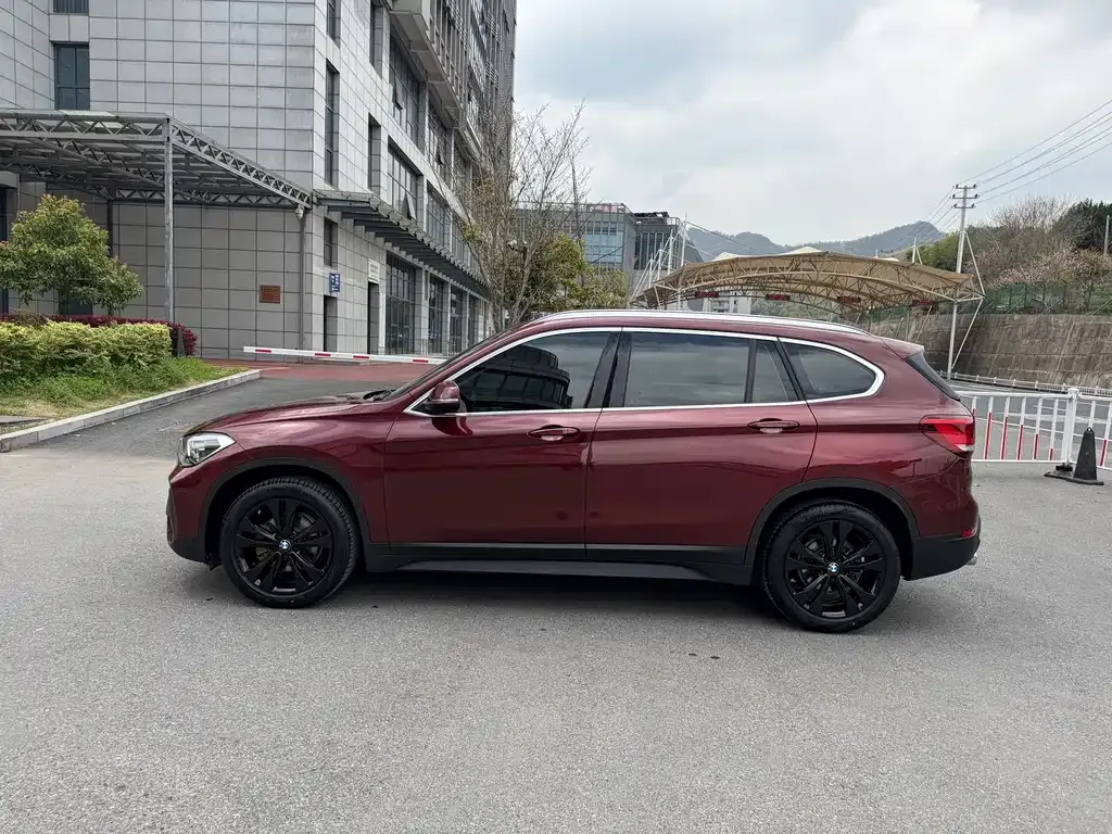 BMW X1 2021 из CN, фото 4