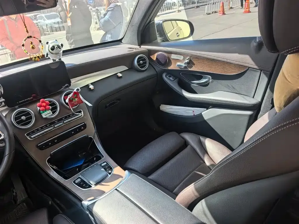 Mercedes-Benz GLC 2023 из CN, фото 9