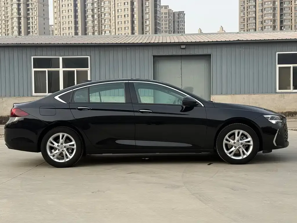 Buick Regal — фото 7
