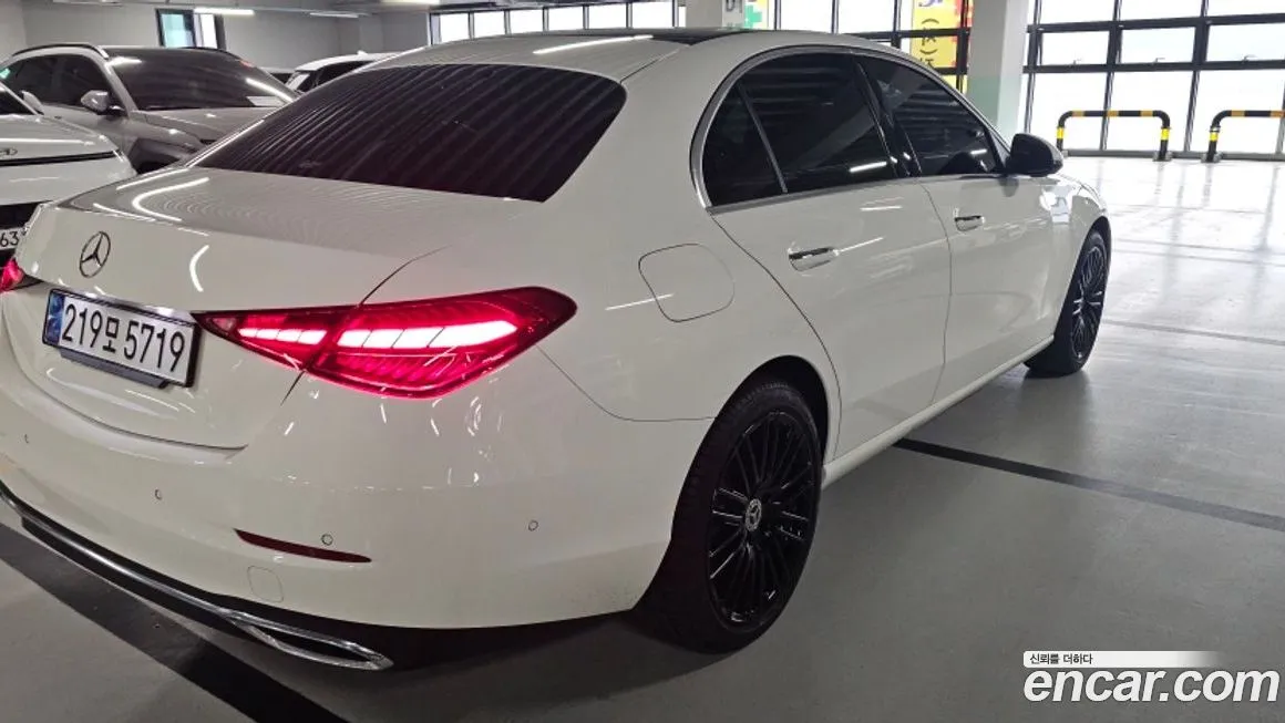 Mercedes-Benz C-Class 2024 из KR, фото 7
