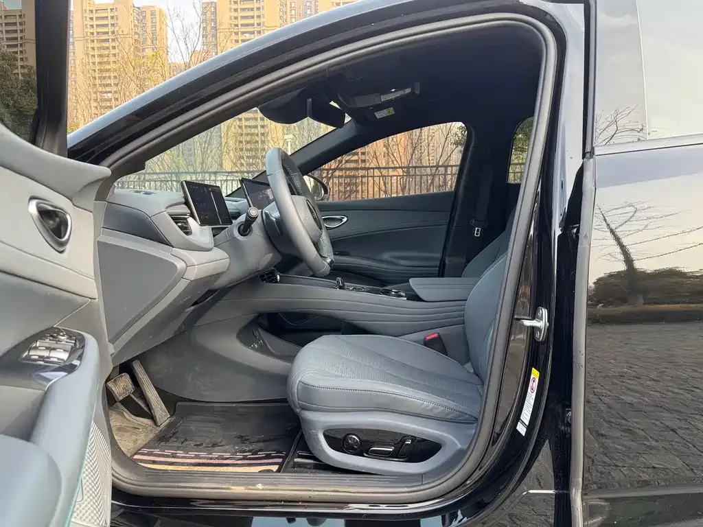 BYD Seal 06GT — фото 4
