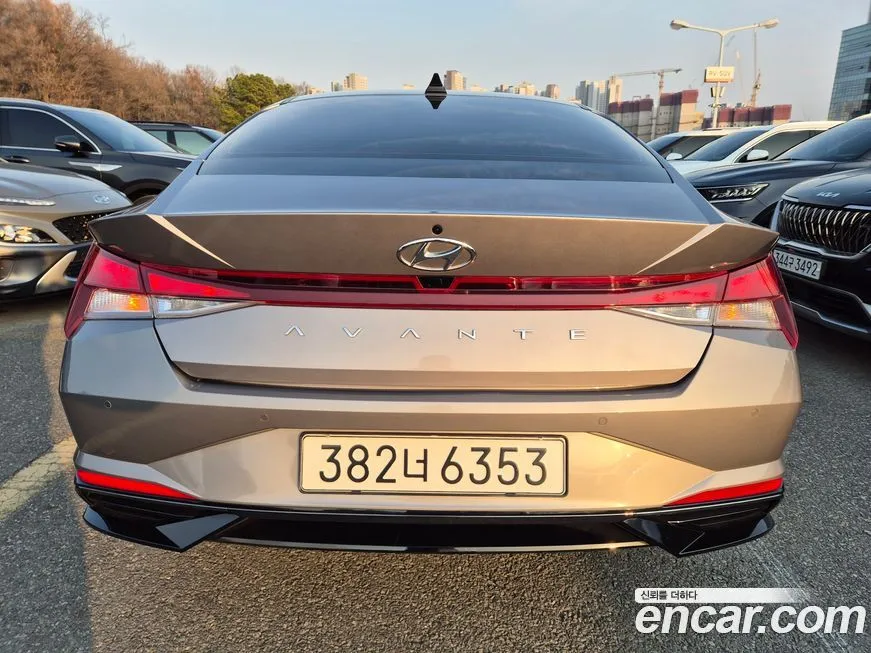Hyundai AVANTE — фото 5