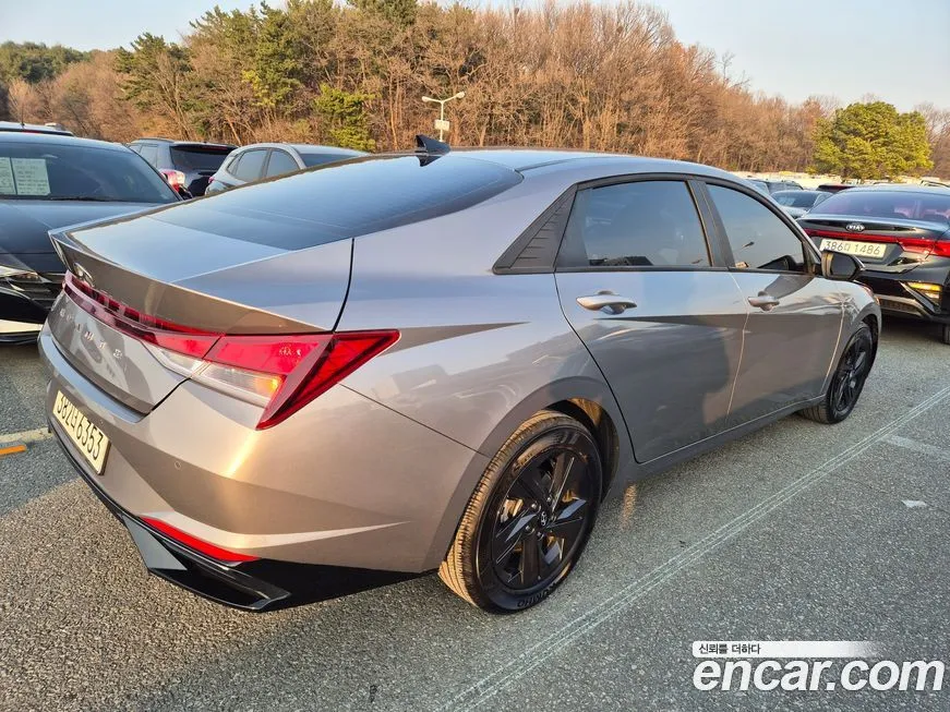 Hyundai AVANTE — фото 10