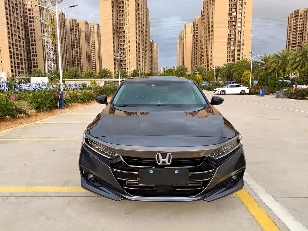 Honda Accord — фото 6