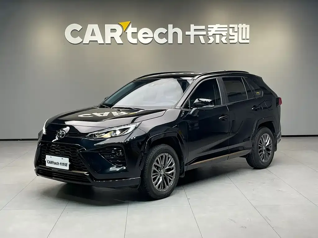 Toyota Wildlander — фото 1