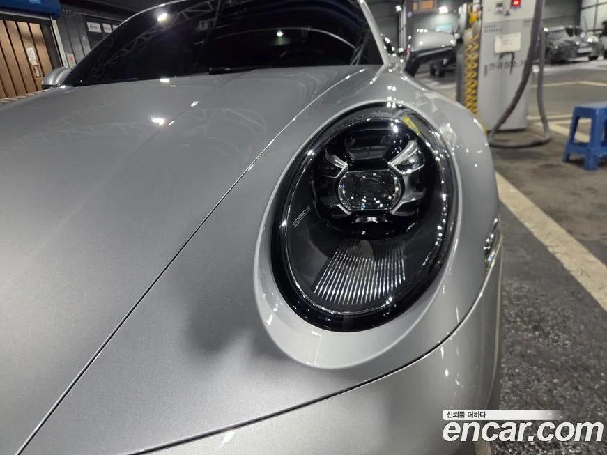 Porsche 911 2021 из KR, фото 8