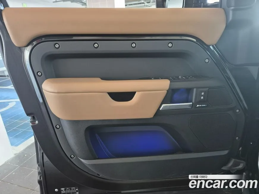 Land Rover Defender 2025 из KR, фото 9