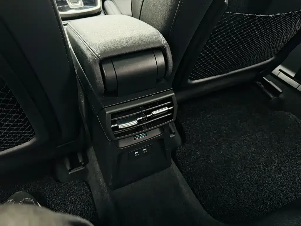 Audi A3 2022 из CN, фото 10