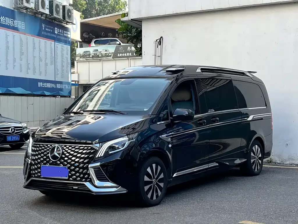 Mercedes-Benz Vito — фото 1